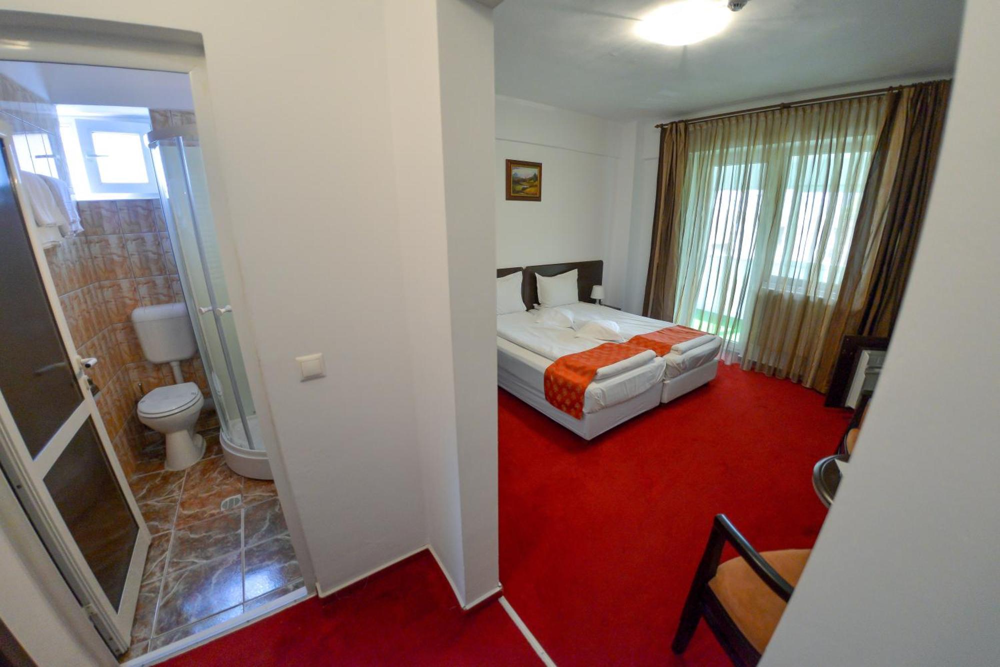 Pension Happy Day - Motorcycle Friendly Sibiu Luaran gambar